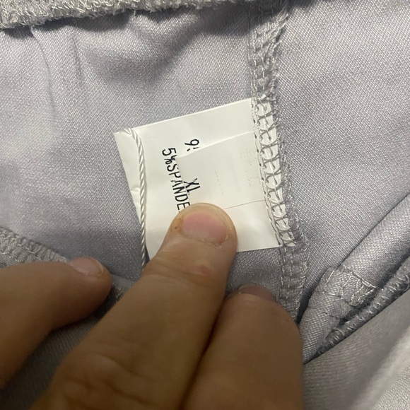 Pants - Picture 5 of 6